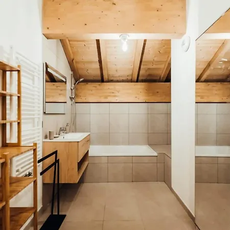 Horizon Furnished Flat *