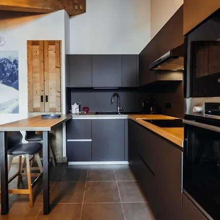 Horizon Furnished Flat *